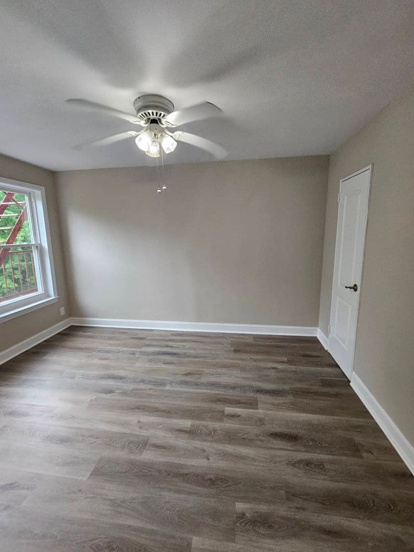 Cranford Apartment: 12-18 Riverside Drive