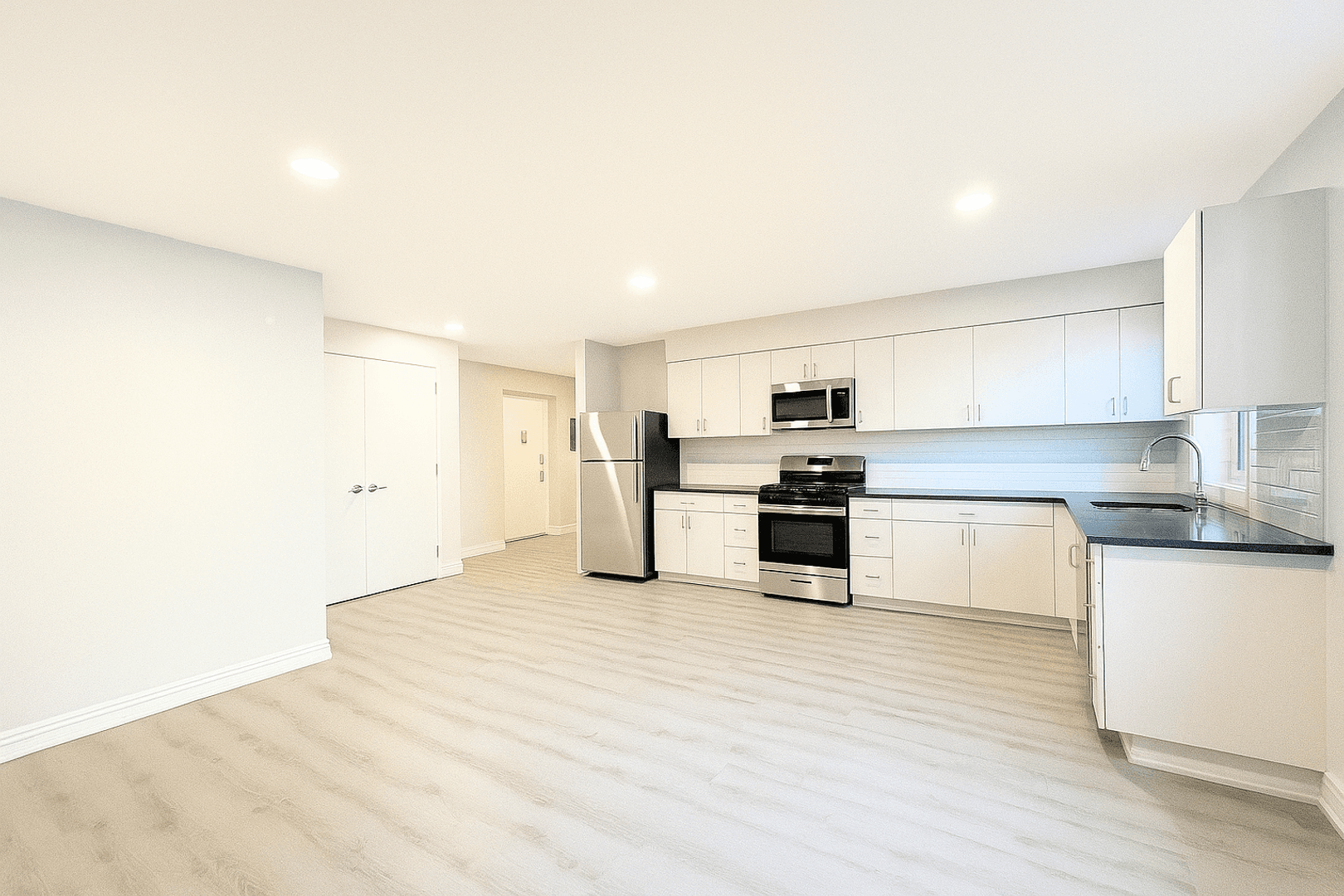 Somerville Apartment: 21 Oak Terrace