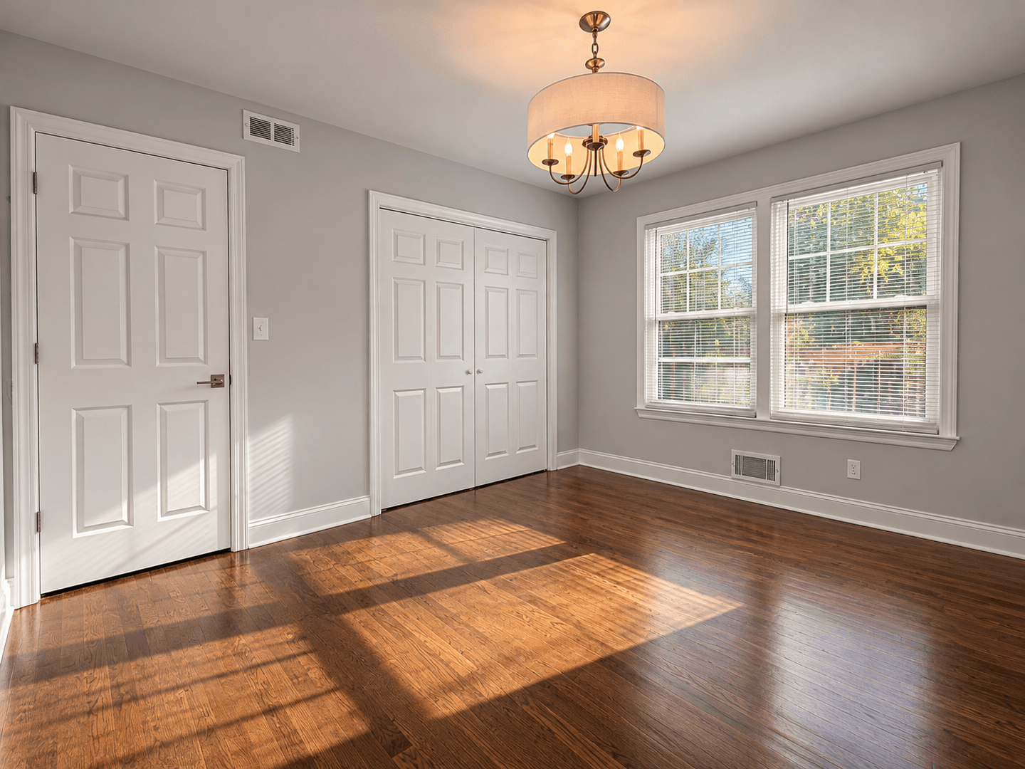 Somerville Apartment: 5-20 Oak Terrace & 195-221 Mountain Ave