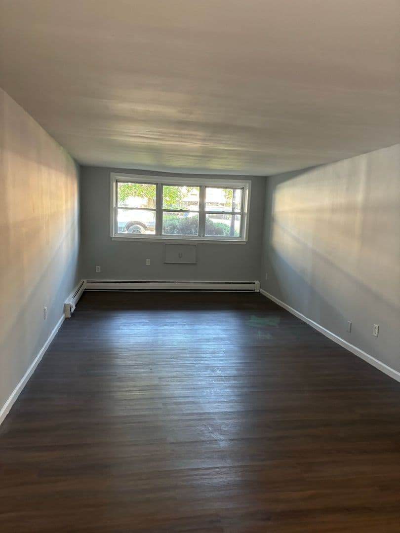 Orange Apartment: 366 Park Ave/159 Cleveland St