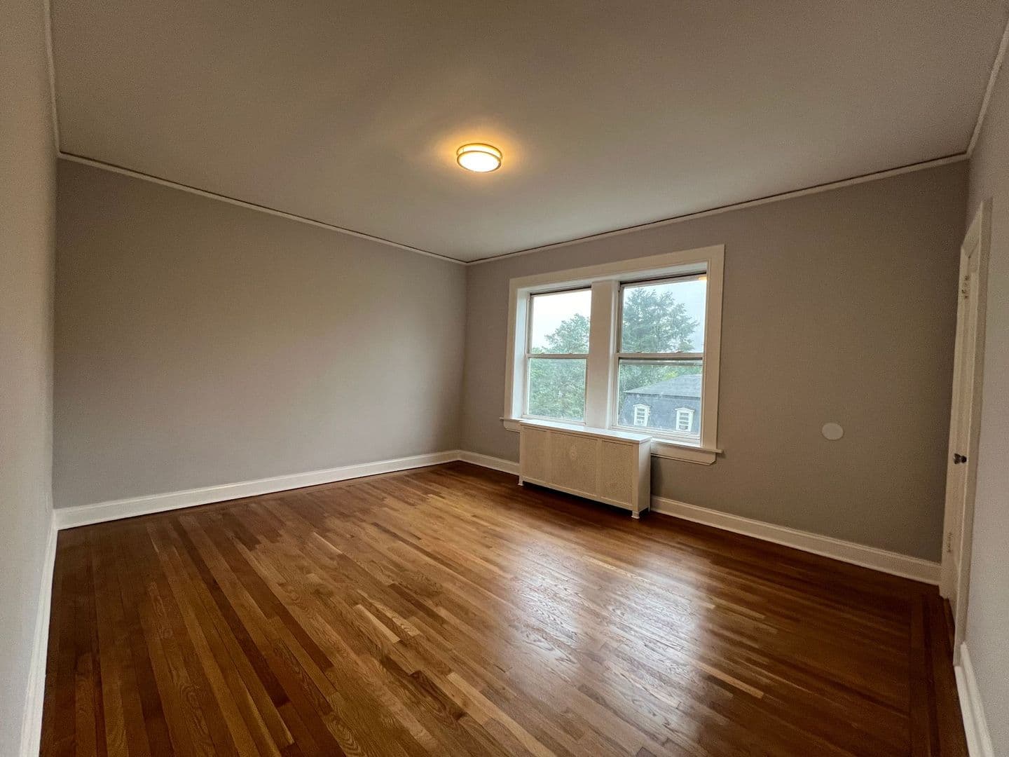 Plainfield Apartment: 744 Watchung Ave