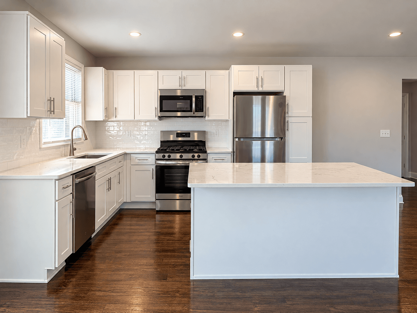 Somerville Apartment: 5-20 Oak Terrace & 195-221 Mountain Ave