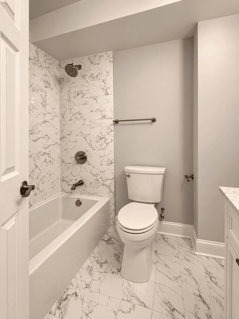 Somerville Apartment: 21 Oak Terrace