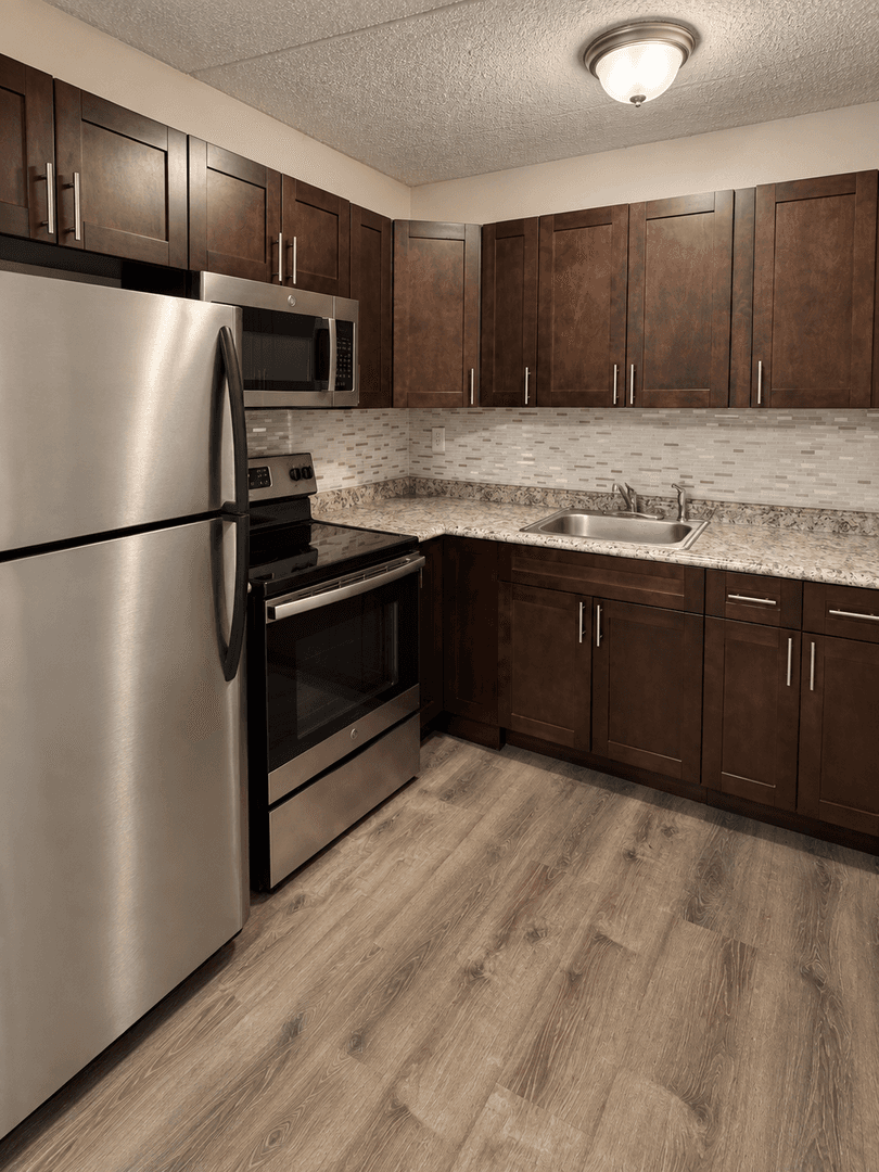 West Palm Beach Apartment: 537 South Sequoia Dr