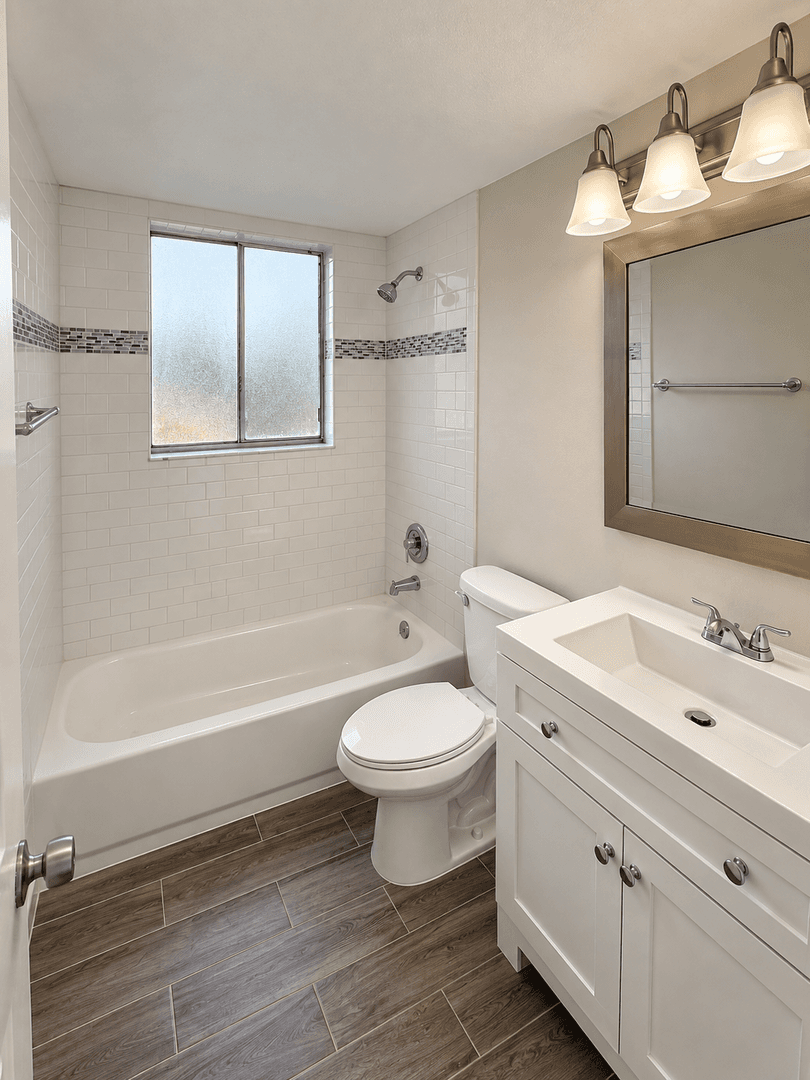 West Palm Beach Apartment: 537 South Sequoia Dr