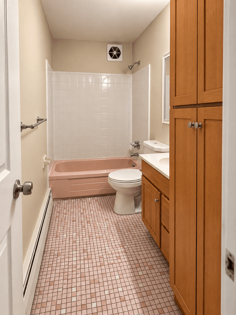 Plainfield Apartment: 643-715 East Front Street