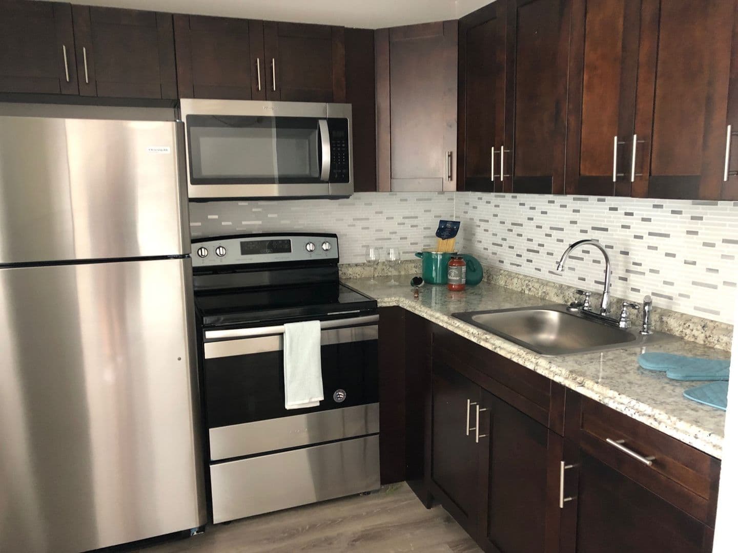 West Palm Beach Apartment: 537 South Sequoia Dr