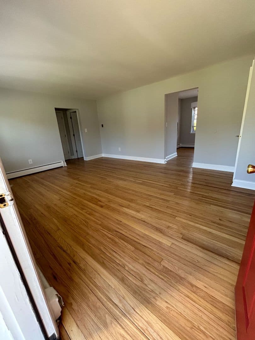Matawan Apartment: 171 Matawan Ave