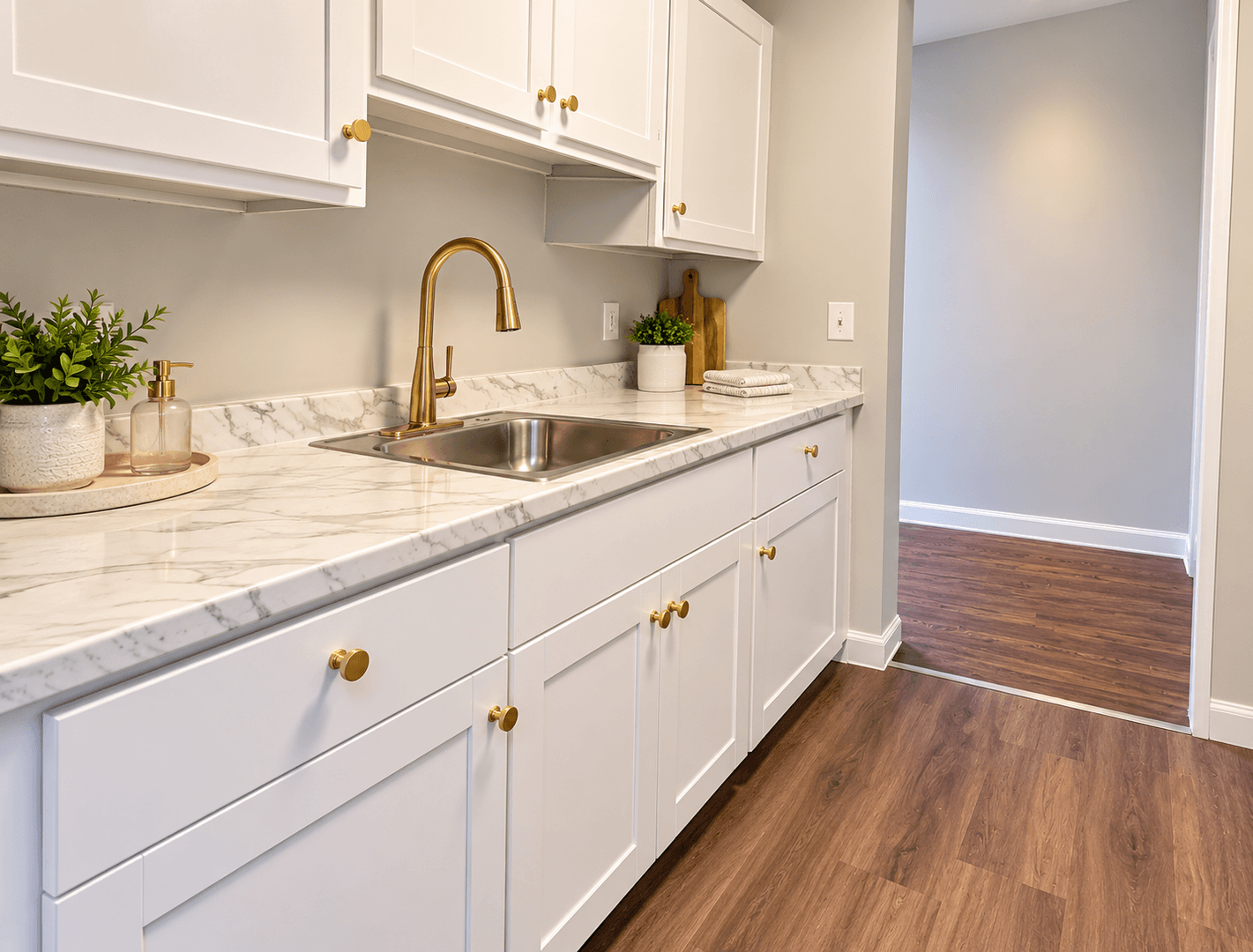 Orange Apartment: 366 Park Ave/159 Cleveland St