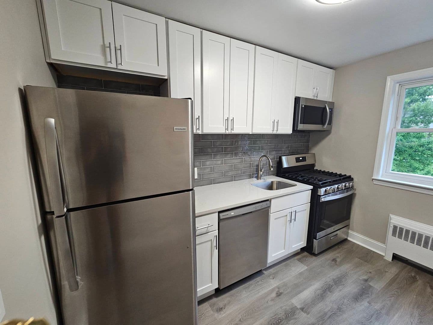 Cranford Apartment: 12-18 Riverside Drive