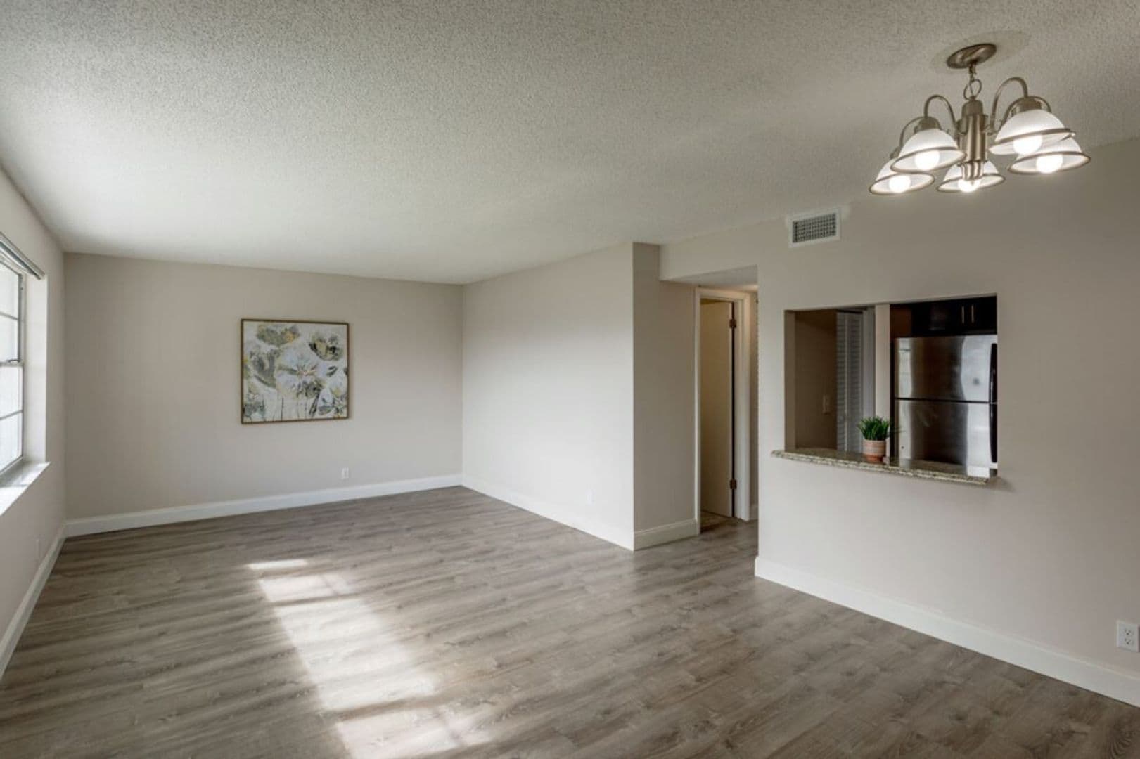 West Palm Beach Apartment: 537 South Sequoia Dr