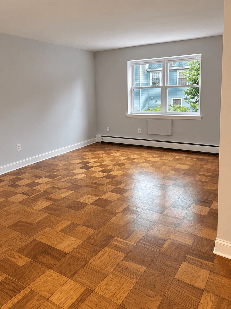 North Plainfield Apartment: 25 Washington Ave