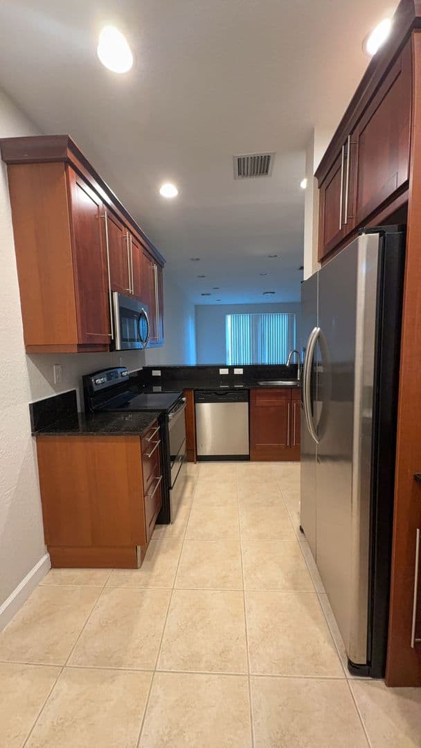 Fort Lauderdale Apartment: 5127 NW 30th Terrace