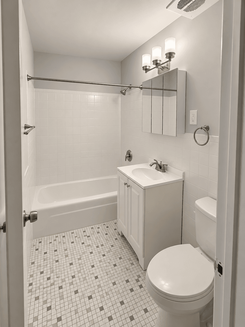 North Plainfield Apartment: 25 Washington Ave