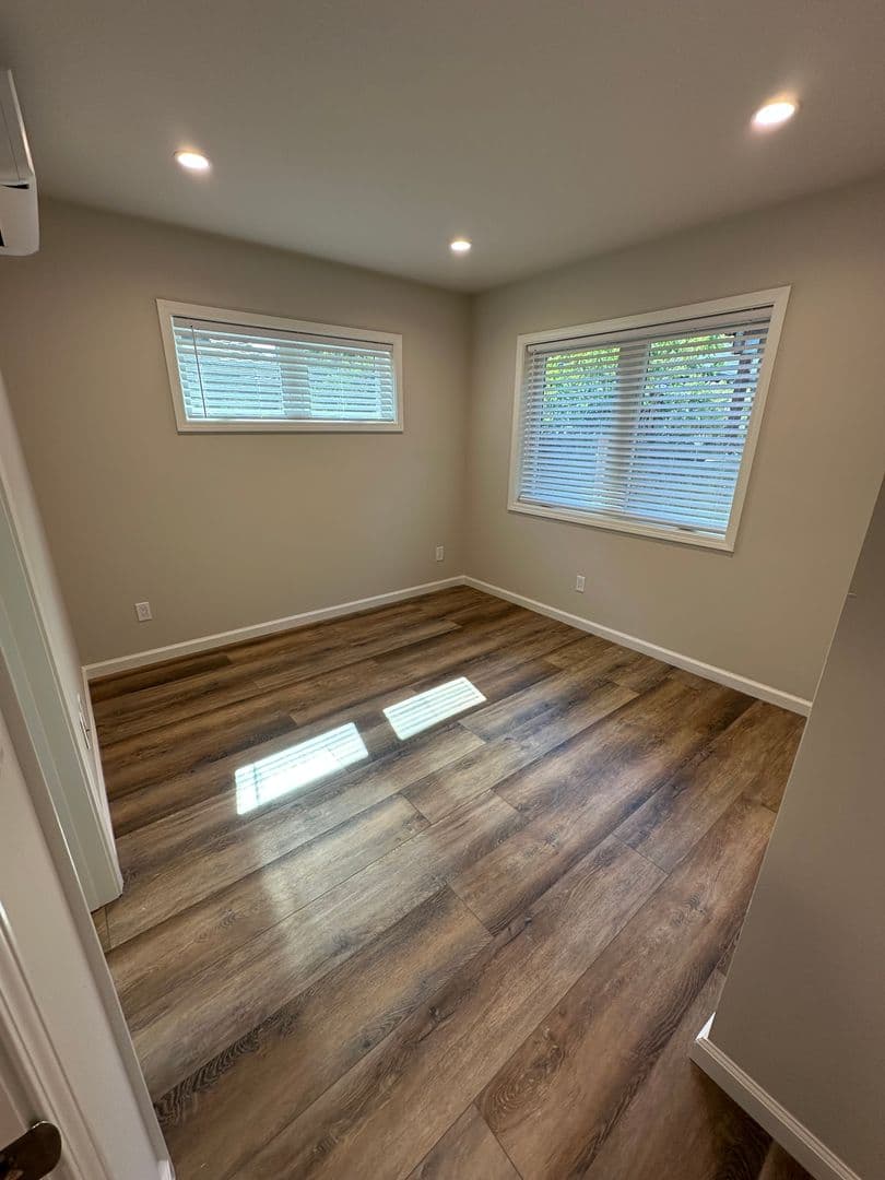 Lafayette Apartment: 3621 Chestnut St.