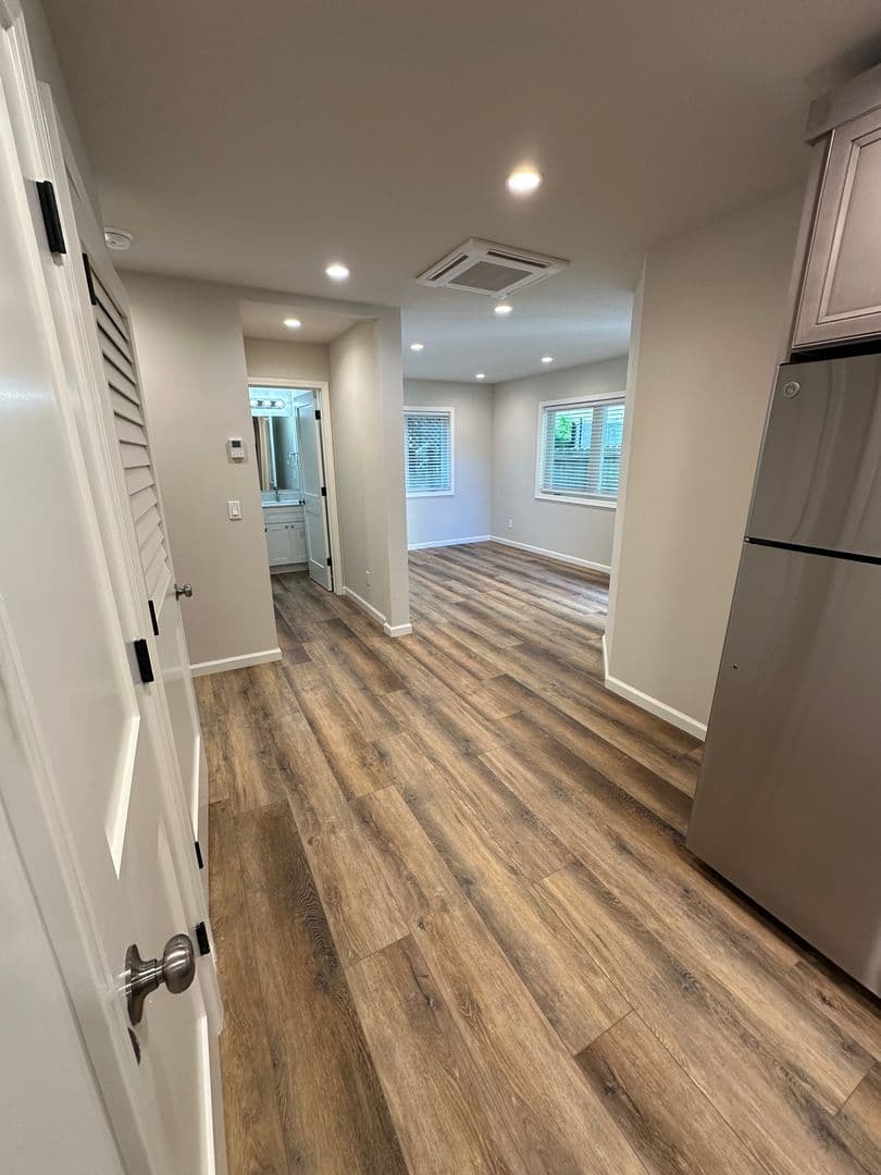 Lafayette Apartment: 3621 Chestnut St.