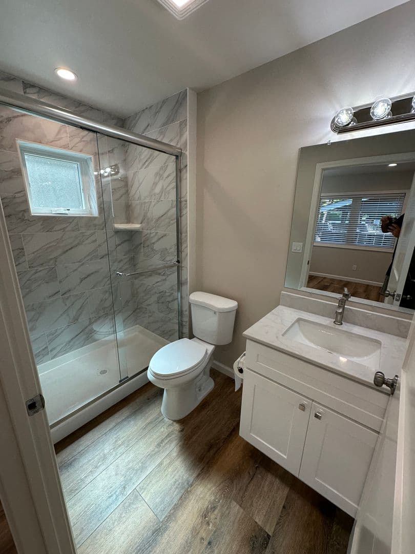 Lafayette Apartment: 3621 Chestnut St.