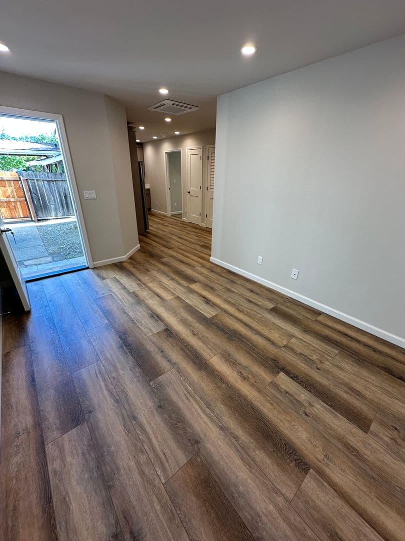 Lafayette Apartment: 3621 Chestnut St.