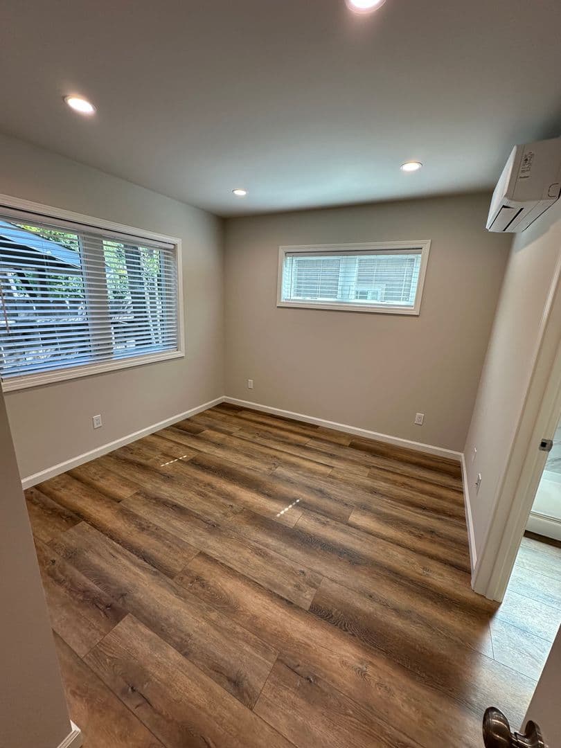 Lafayette Apartment: 3621 Chestnut St.