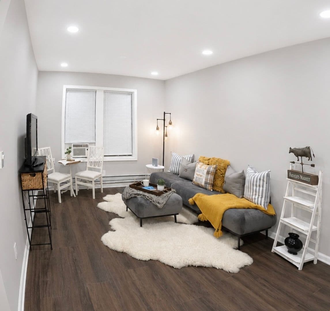Jersey City Apartment: 3 Armstrong Avenue