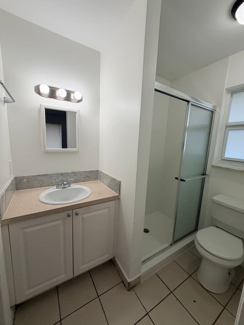 Palm Springs Apartment: Park Lane