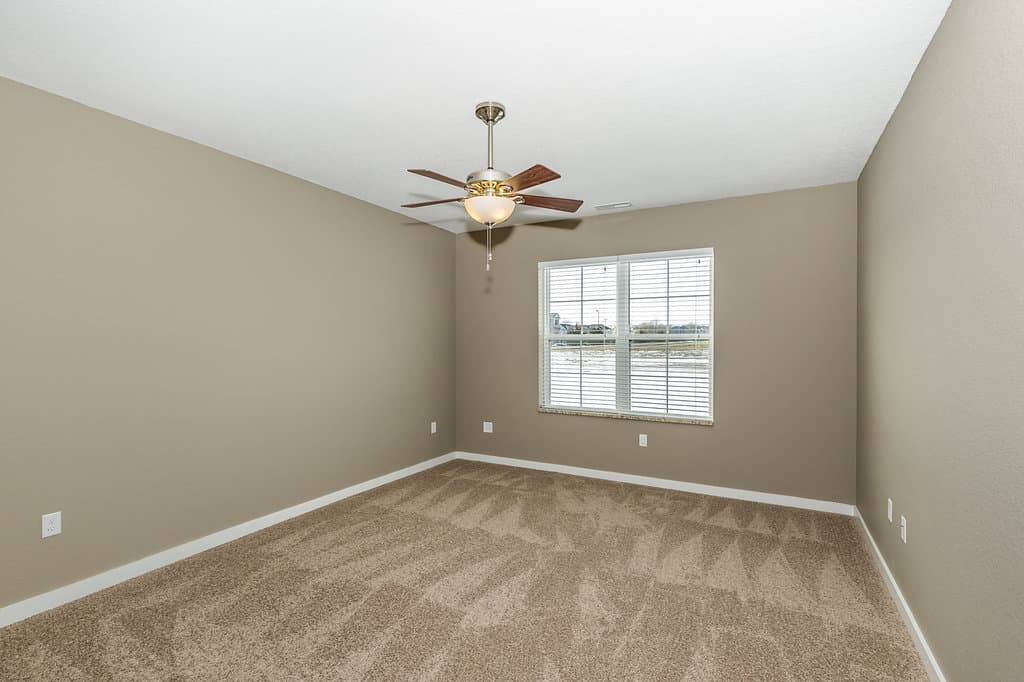Lawrence Apartment: 2300 Stone Hawk Ct.