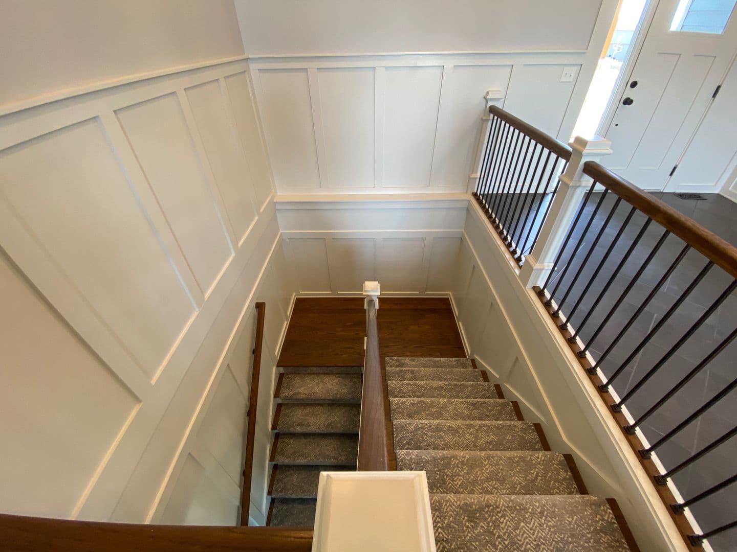 Lawrence House: 418 Freemont