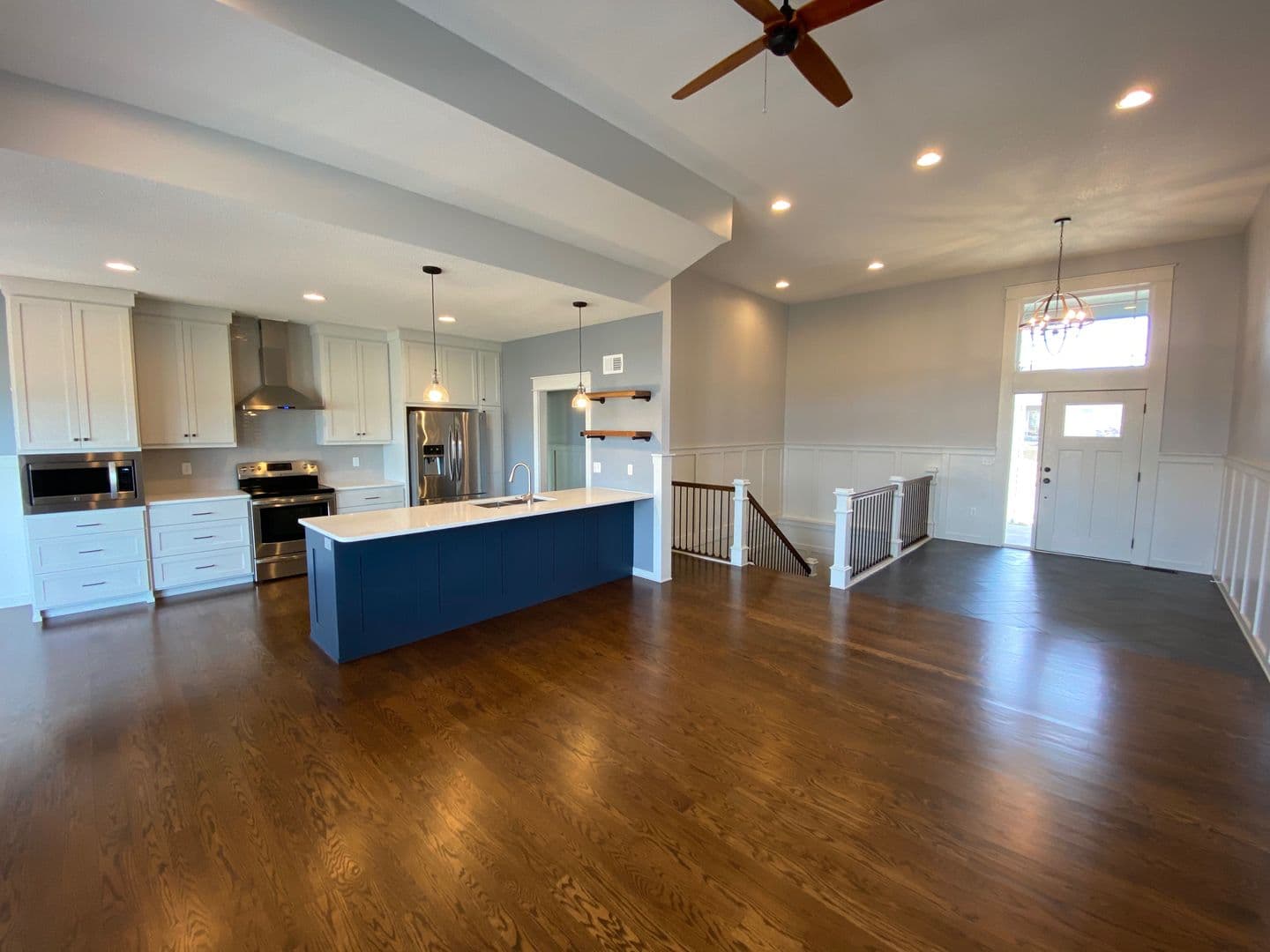 Lawrence House: 418 Freemont