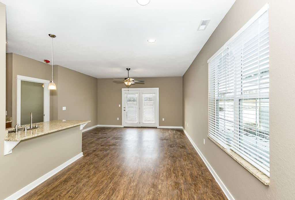 Lawrence Apartment: 2300 Stone Hawk Ct.