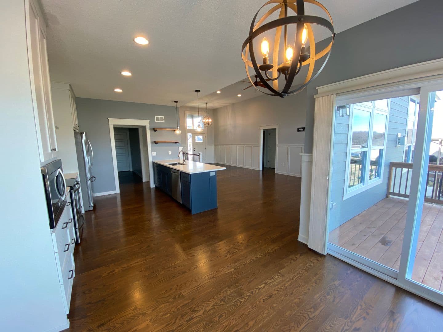Lawrence House: 418 Freemont