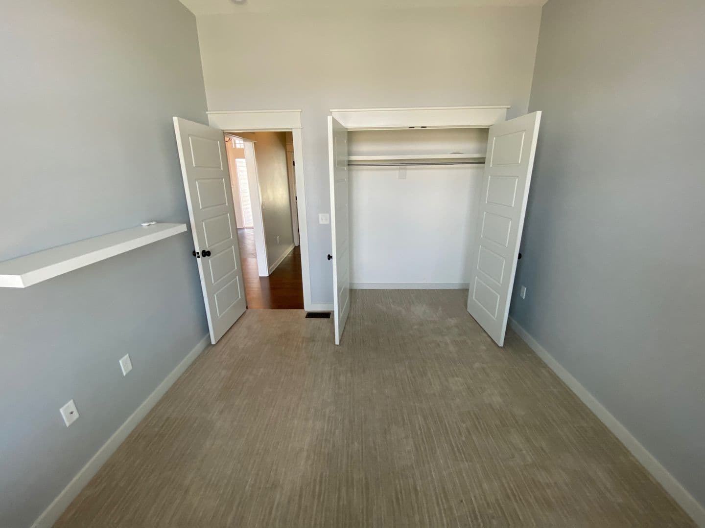 Lawrence House: 418 Freemont