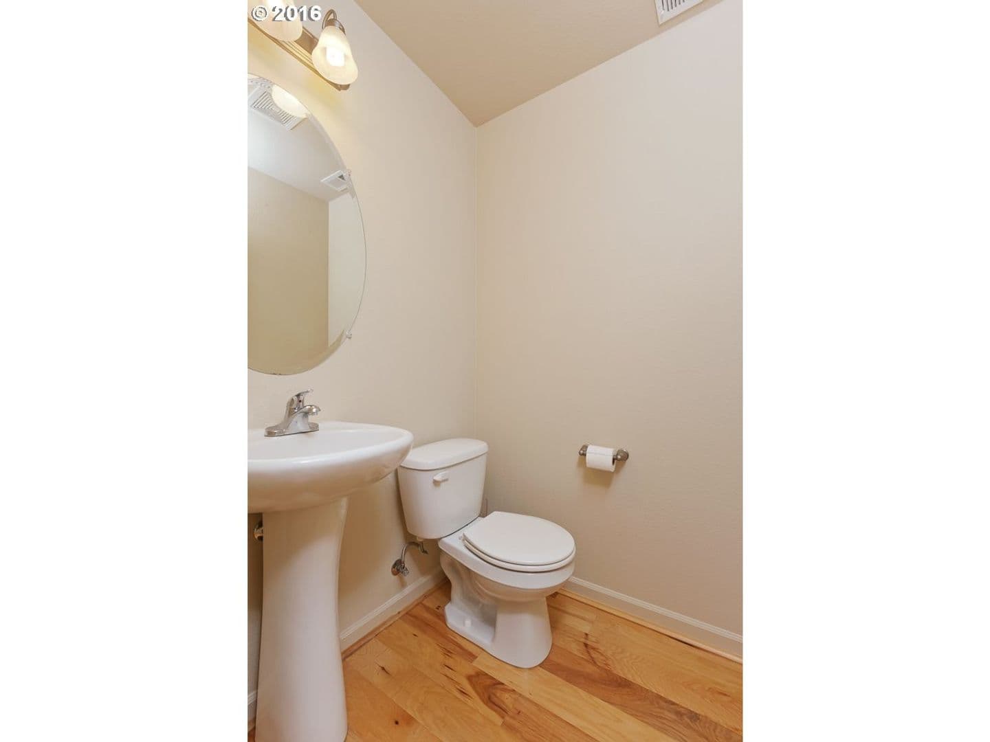 Hillsboro House: 345 NE 105th Avenue