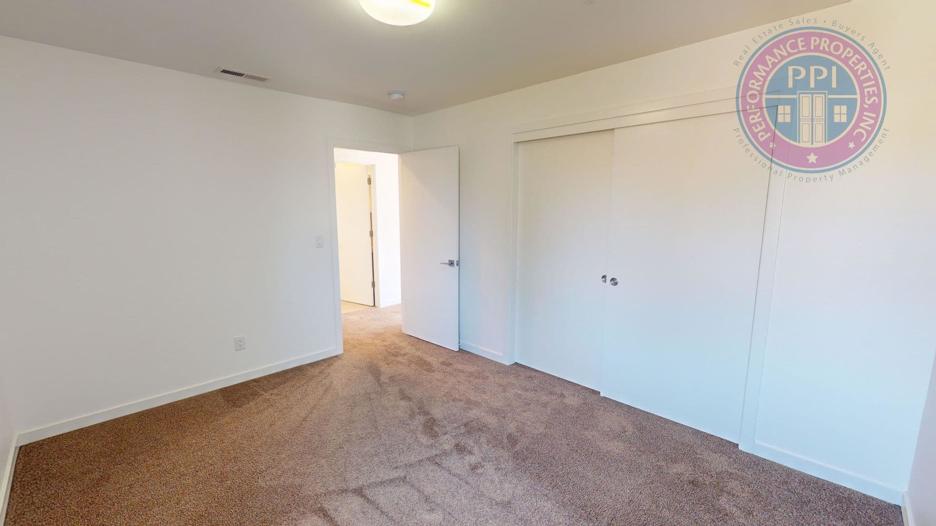 Portland Townhome: 1014 SE 42nd Avenue