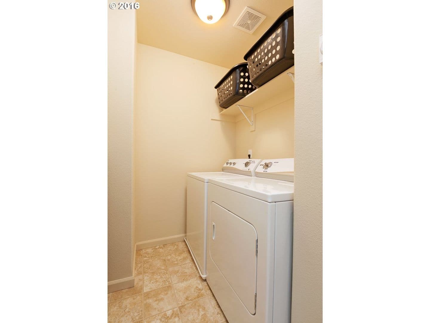 Hillsboro House: 345 NE 105th Avenue
