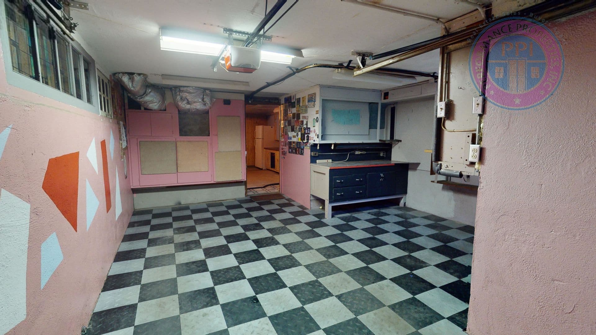 Portland House: 2031 N Killingsworth Street