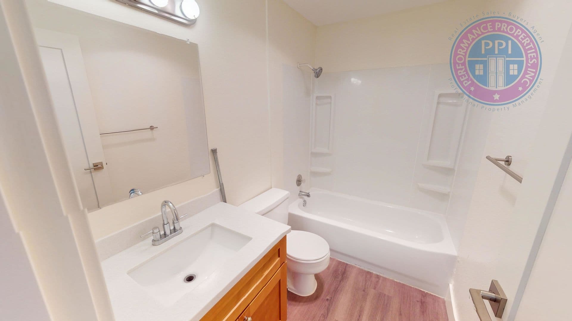 West Linn Apartment: 3595 Cedaroak Drive #1-16