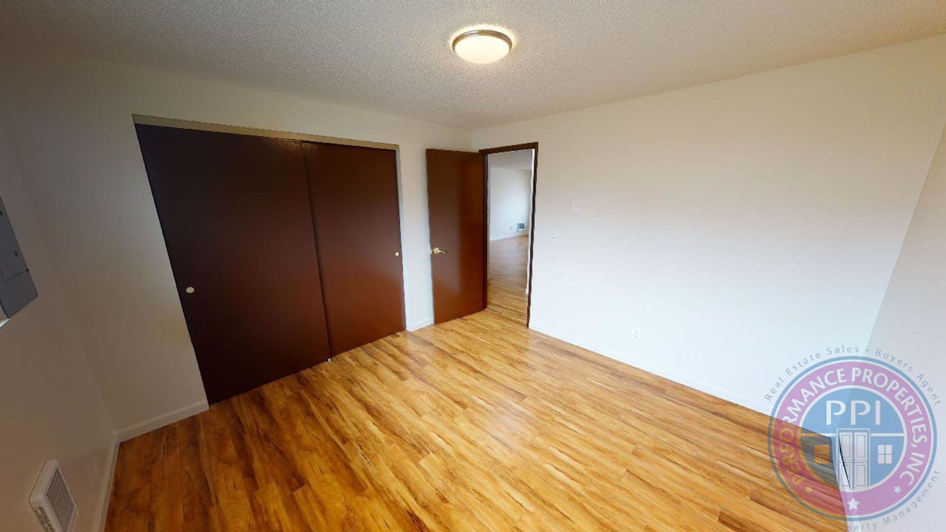 Portland Apartment: 4919 NE Killingsworth Street #1-3
