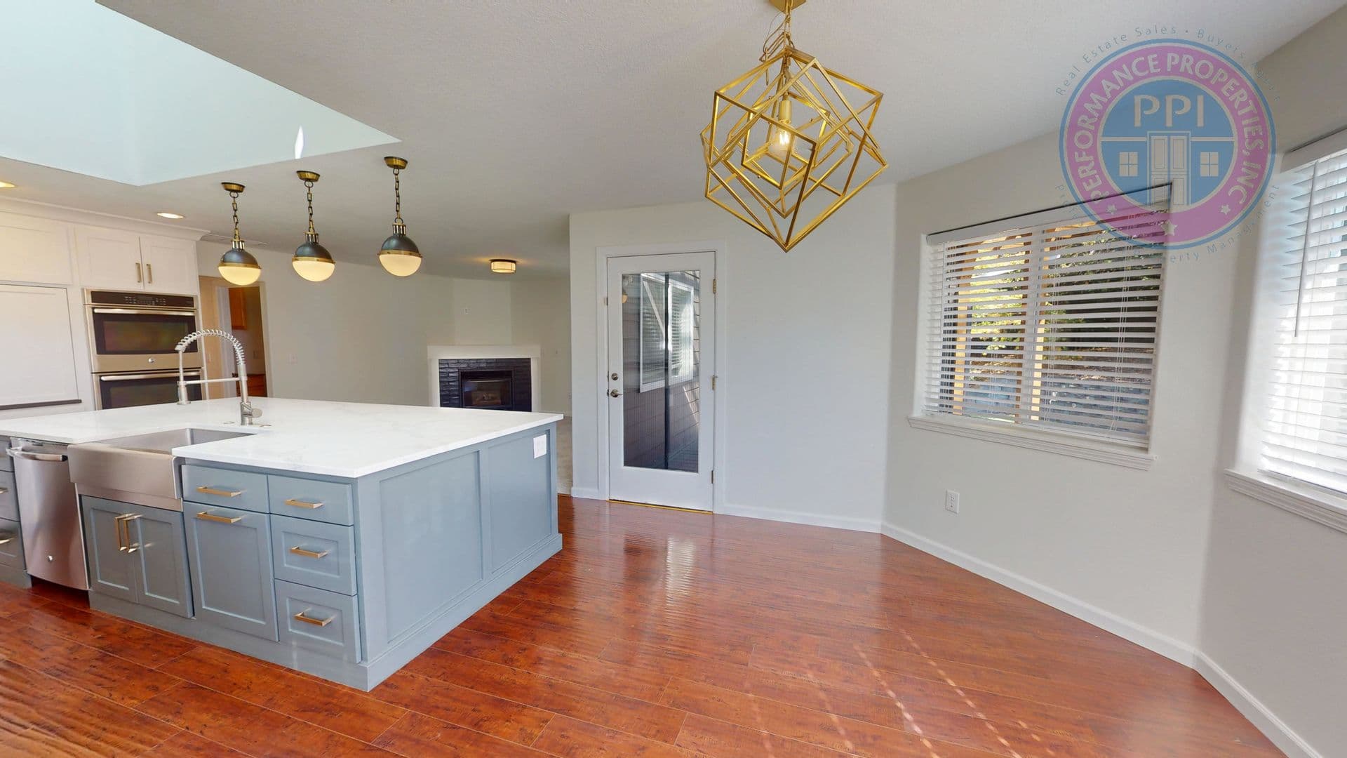 Tigard House: 14580 SW Grandview Lane