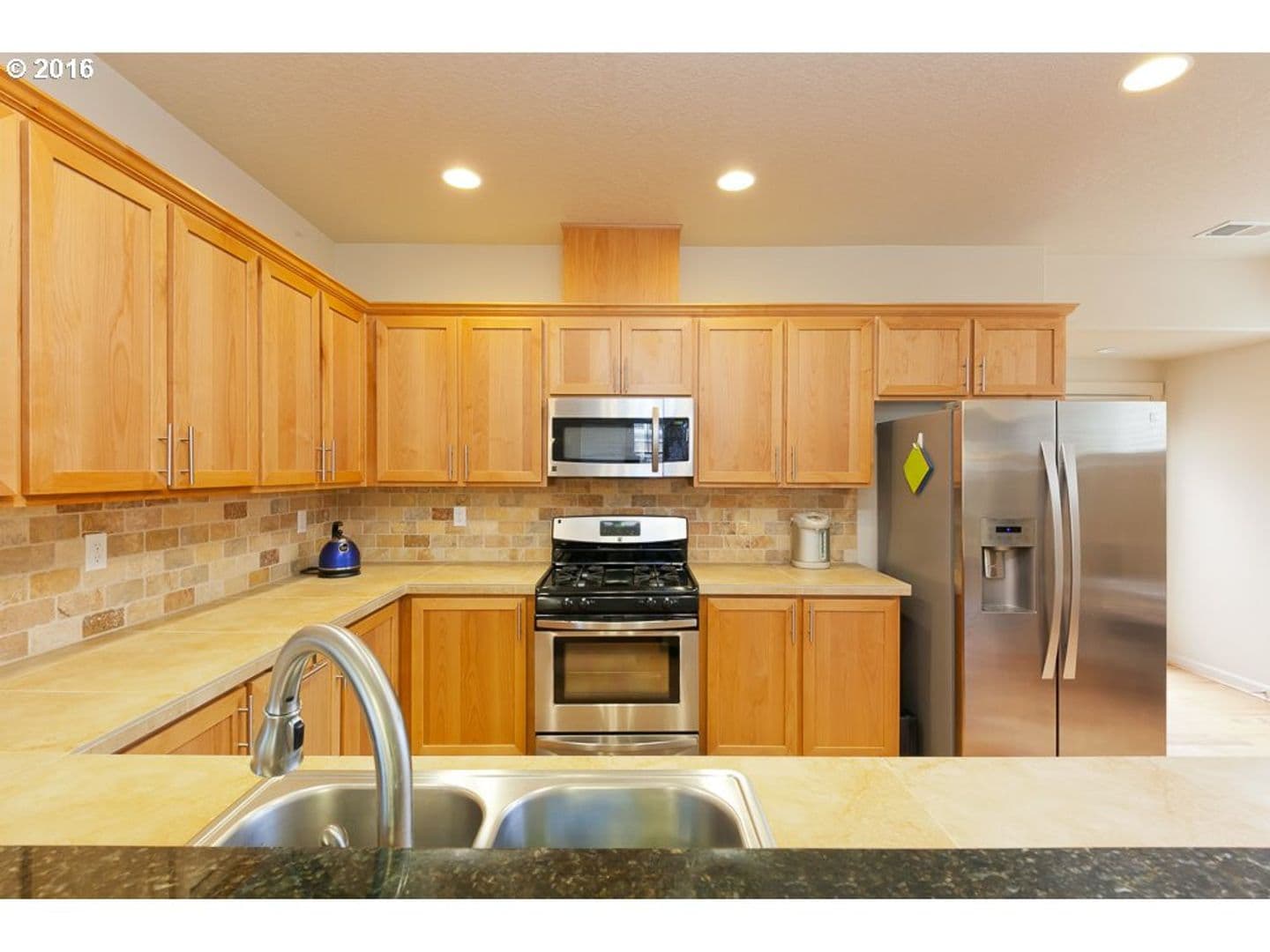 Hillsboro House: 345 NE 105th Avenue