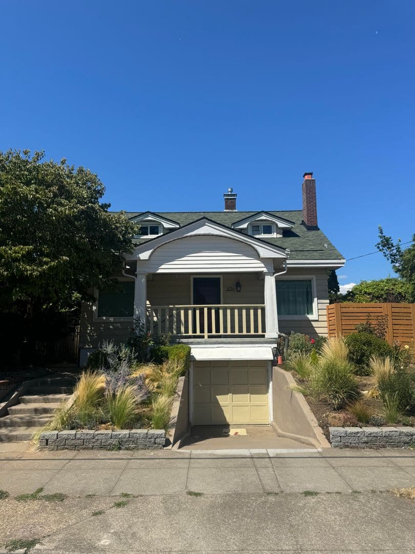Portland House: 2031 N Killingsworth Street