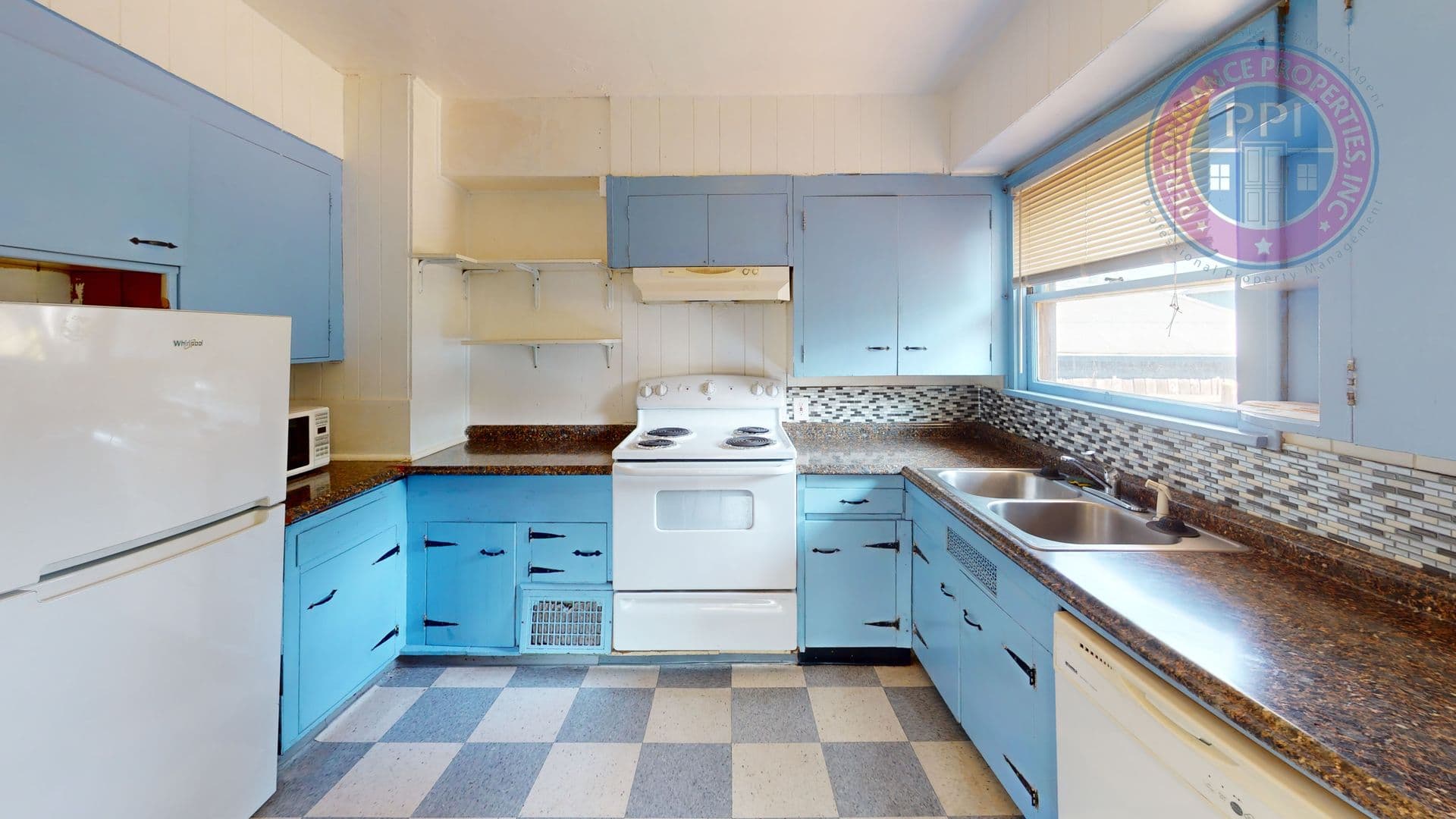 Portland House: 14 NE 53rd Avenue