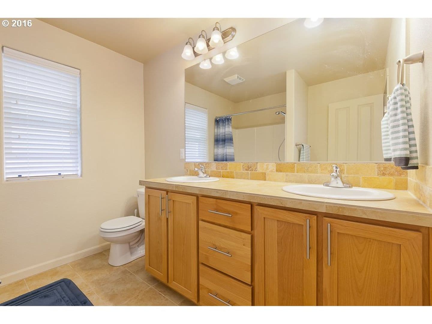 Hillsboro House: 345 NE 105th Avenue