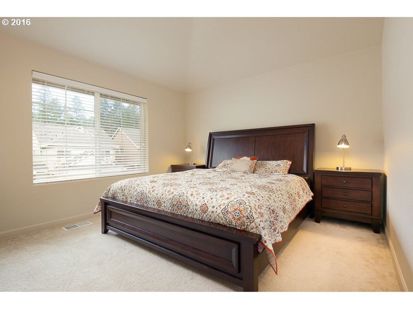 Hillsboro House: 345 NE 105th Avenue