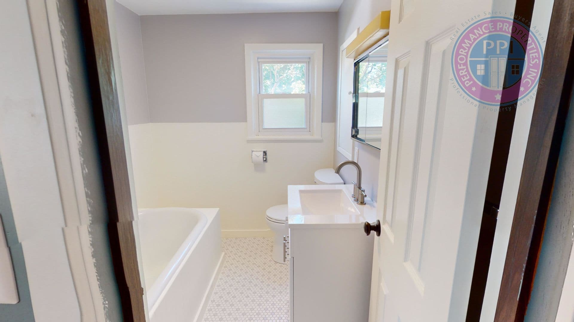 Portland House: 2031 N Killingsworth Street