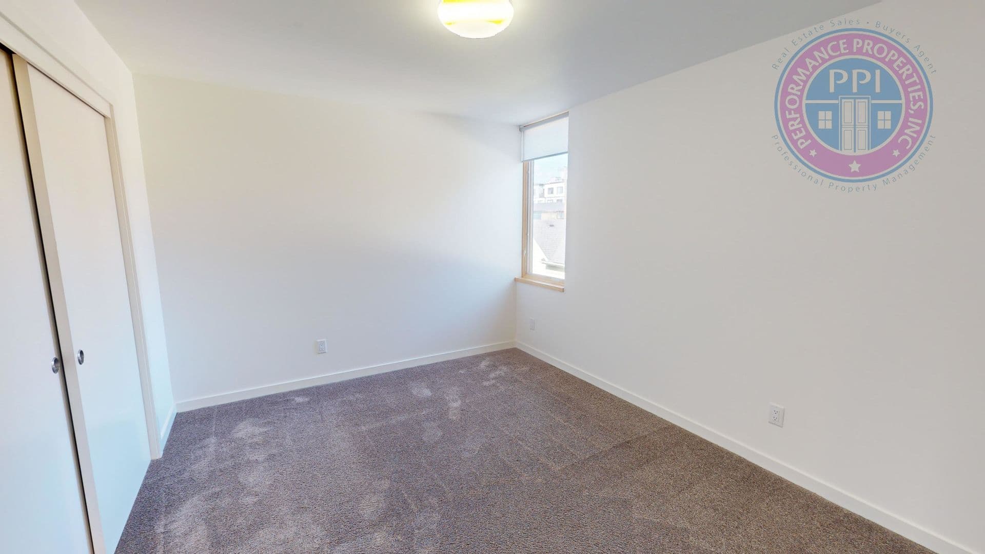 Portland Townhome: 1014 SE 42nd Avenue