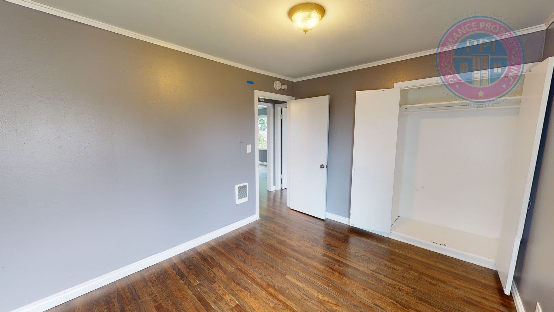 Oregon City House: 1415 9th Street