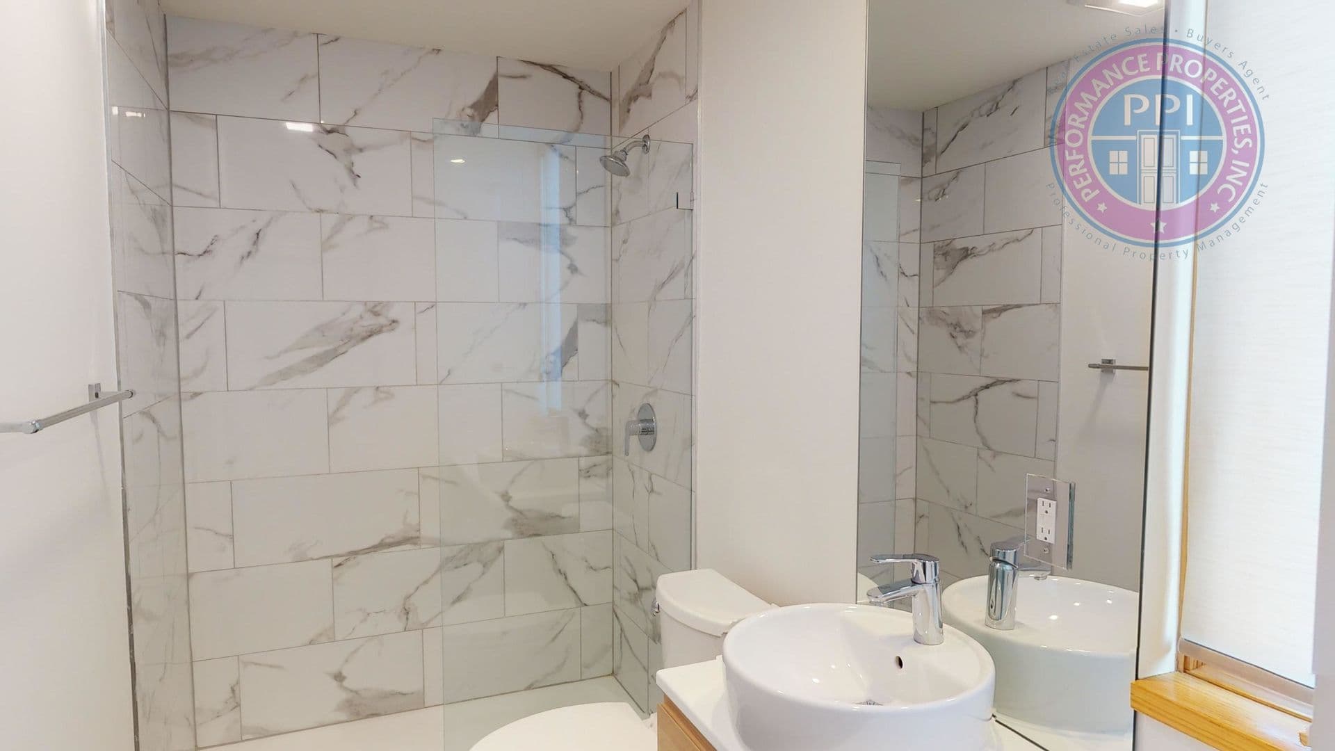 Portland Townhome: 1014 SE 42nd Avenue