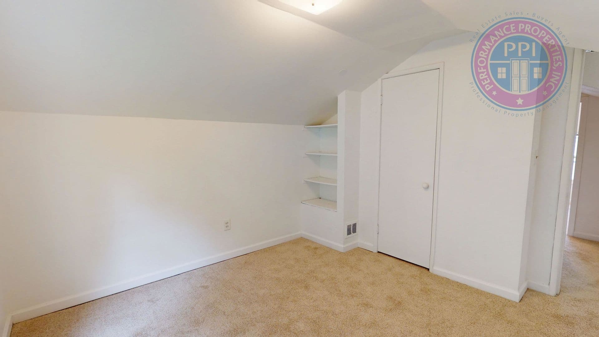 Lake Oswego House: 43 Ladd Street