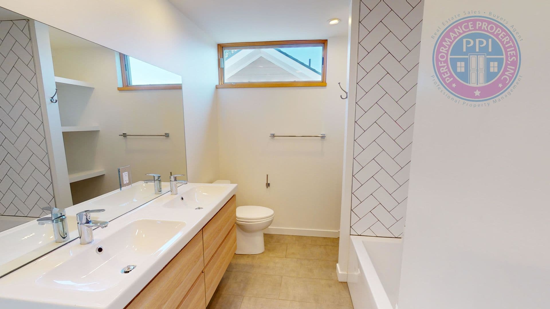 Portland Townhome: 1014 SE 42nd Avenue