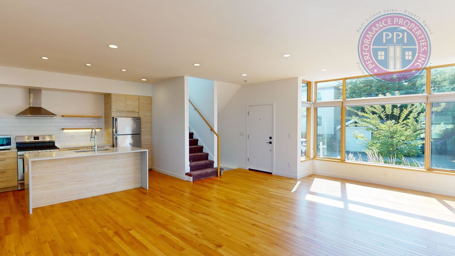 Portland Townhome: 1014 SE 42nd Avenue